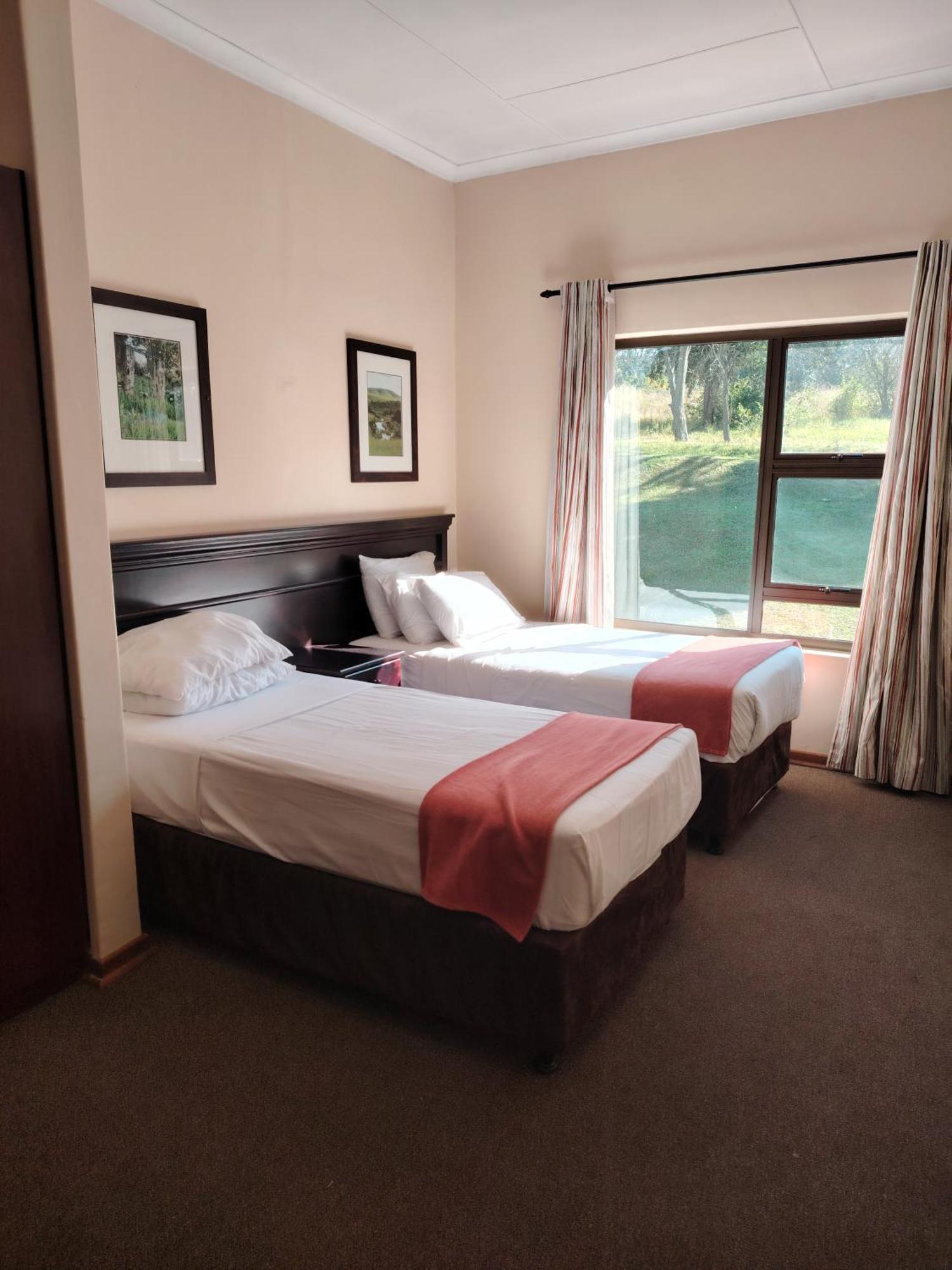 Gooderson Leisure Natal Spa Self Catering And Timeshare Resort Paulpietersburg Exterior photo